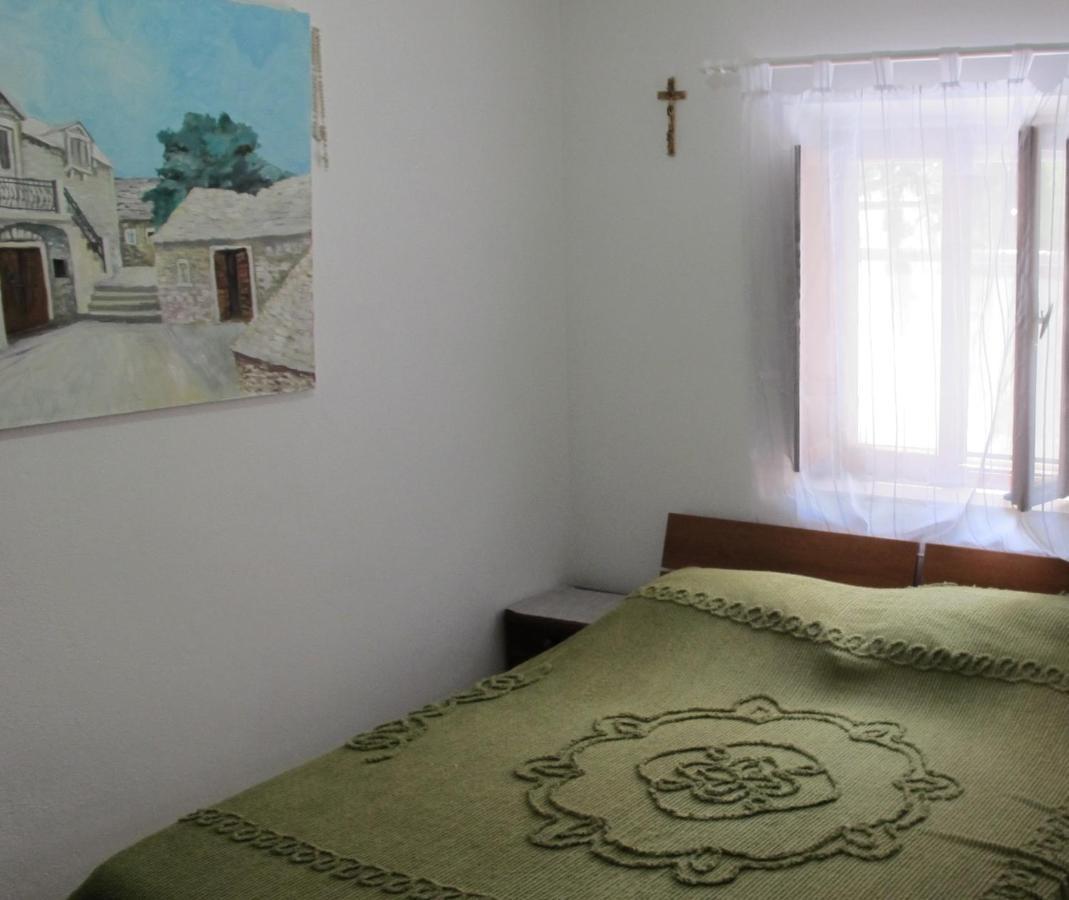 Guesthouse Ursic Selca  ภายนอก รูปภาพ